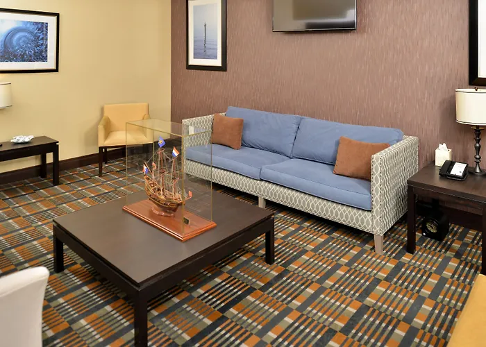 Holiday Inn Express & Suites Peekskill-Lower Hudson Valley By Ihg