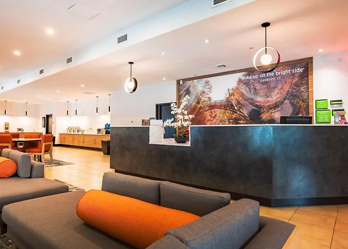 La Quinta By Wyndham Danbury